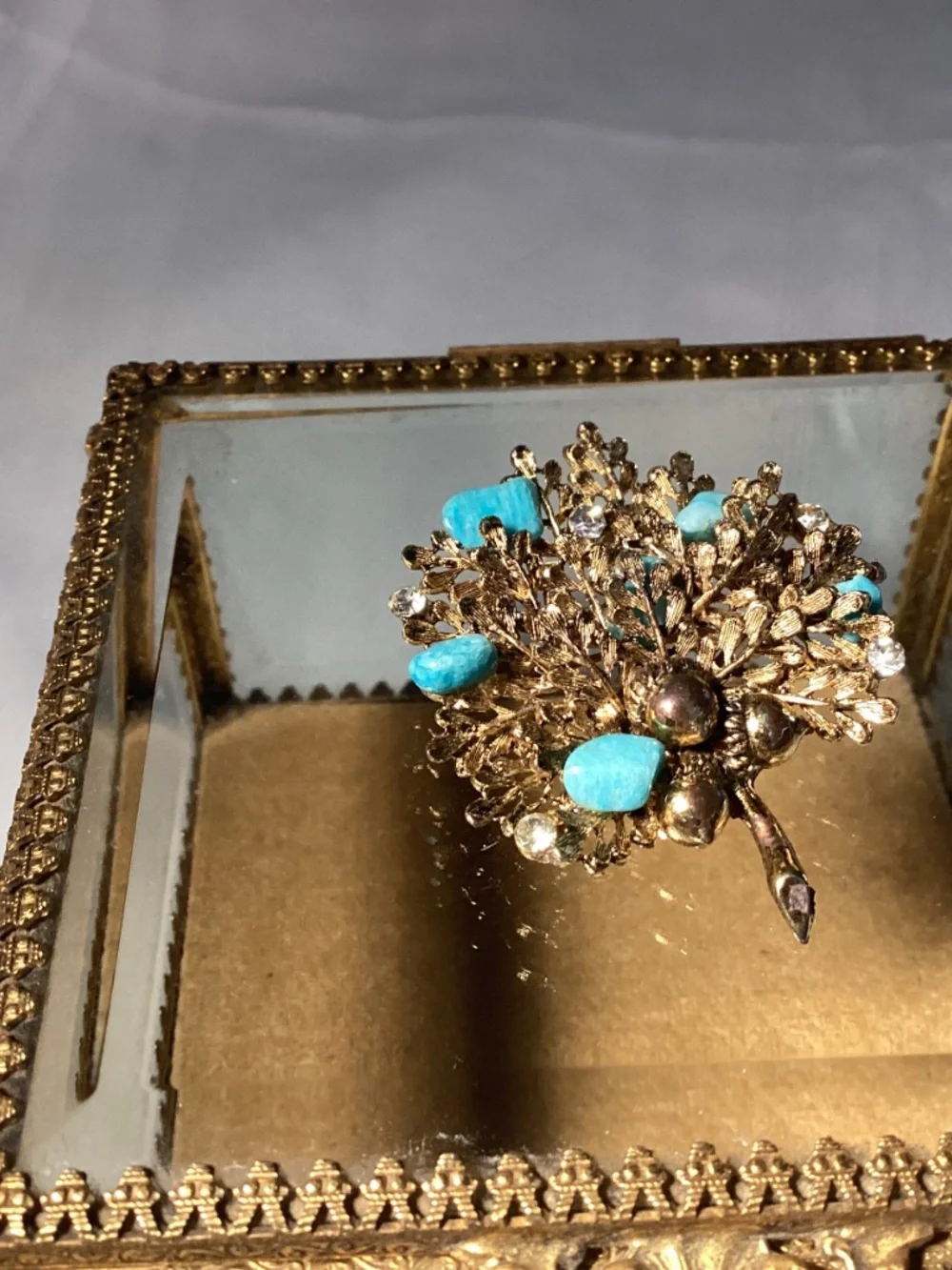 Turquoise vintage pendant BRANCH DESIGN. MOMS COLLECTIONS